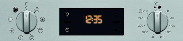 INDESIT Four encastrable pyrolyse IFW6540PIX, 66 litres, 7 modes de cuisson [Classe énergétique A]