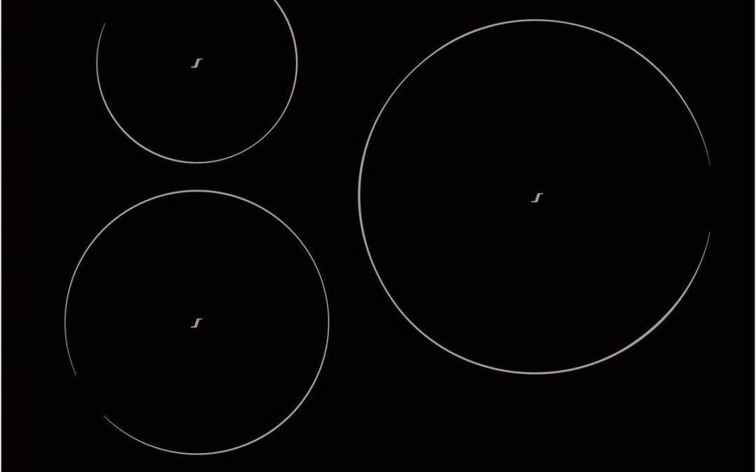 Test de la plaque induction Sauter SPI9544B : performance et grand foyer 28 cm