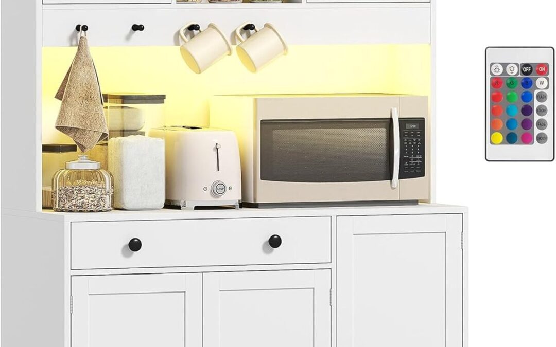 Test de l'armoire de cuisine HOMCOM avec LED et multiprise