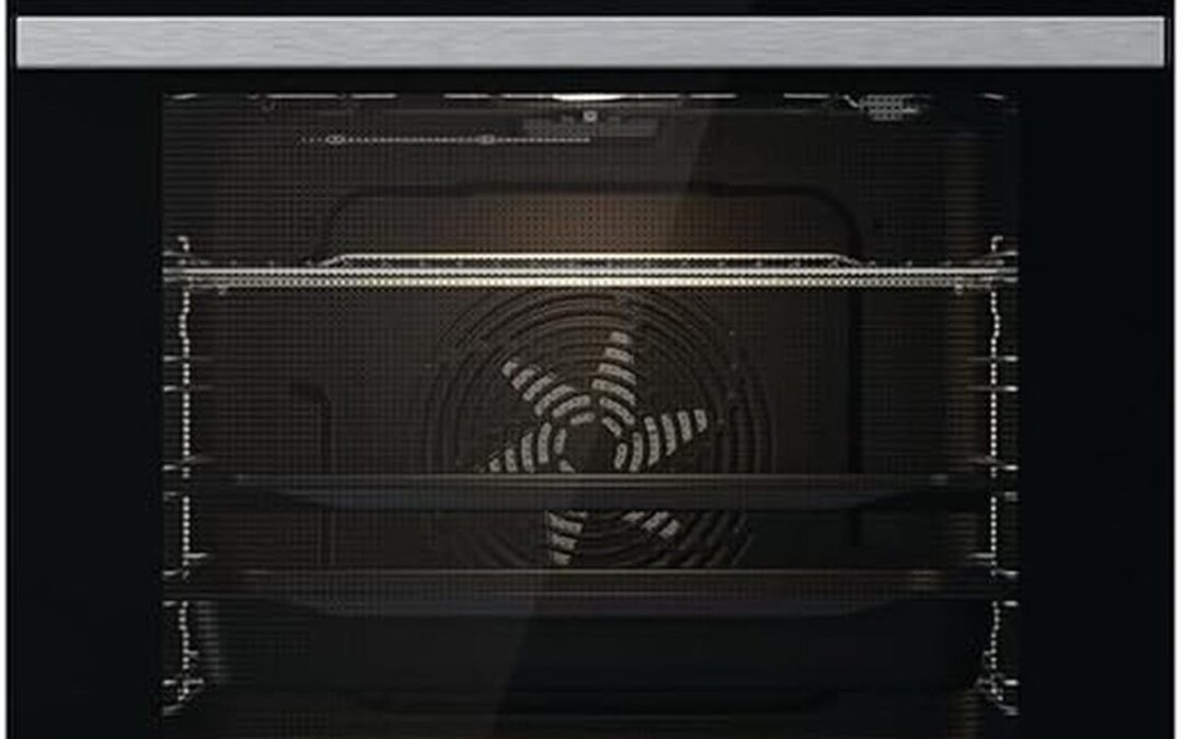 Test du four Hisense O66226AXS : multifonction et cavité XXL